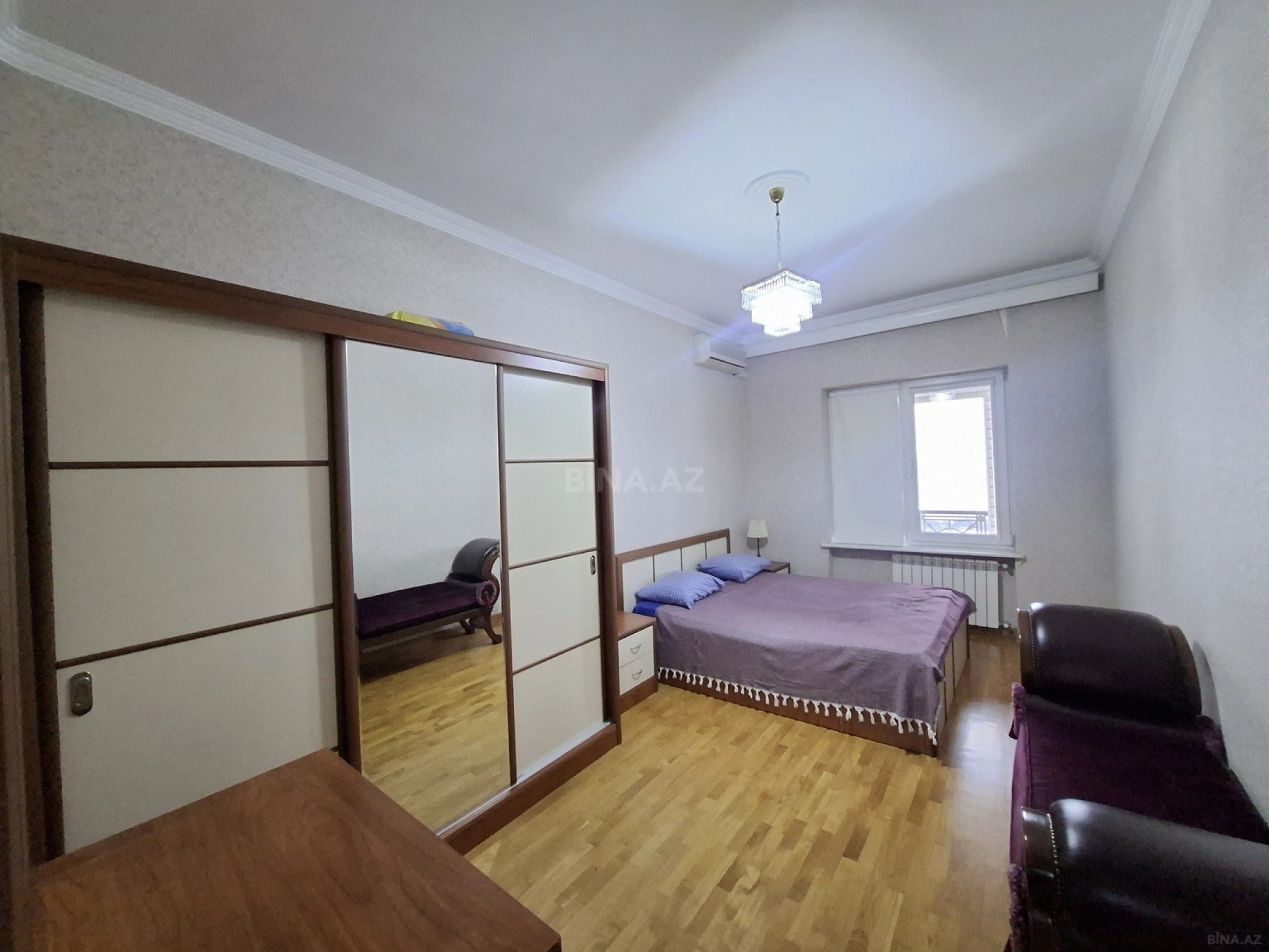 Kirayə verilir 2 otaqlı mənzil 85 m²