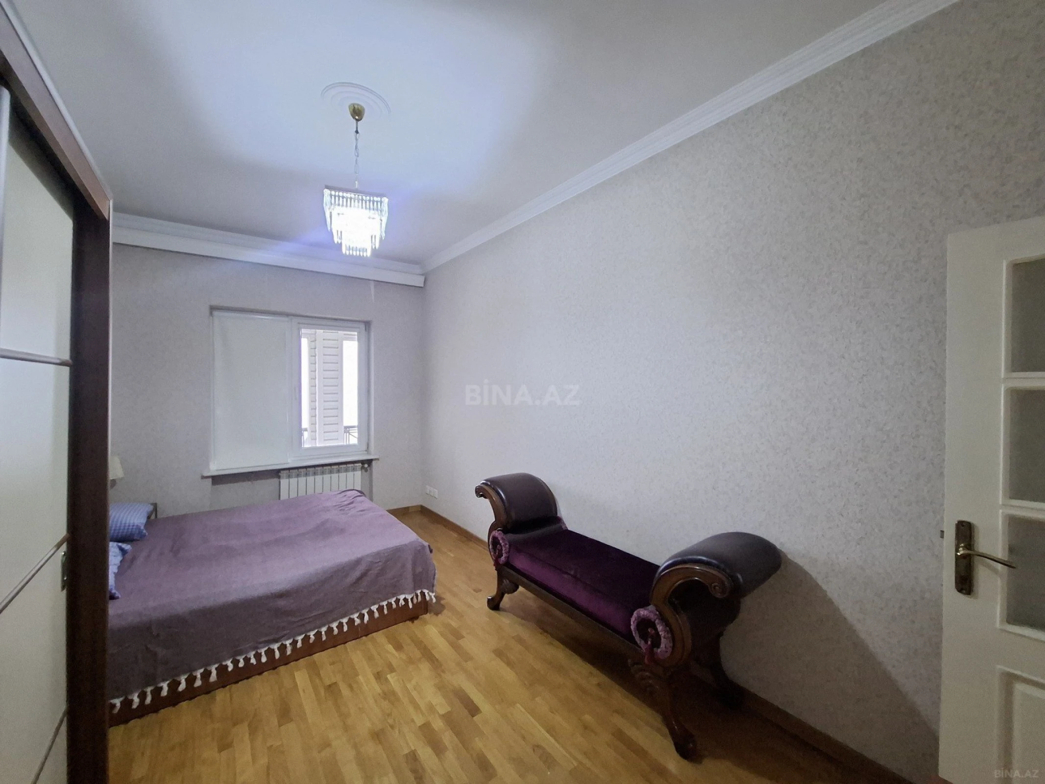 Kirayə verilir 2 otaqlı mənzil 85 m²