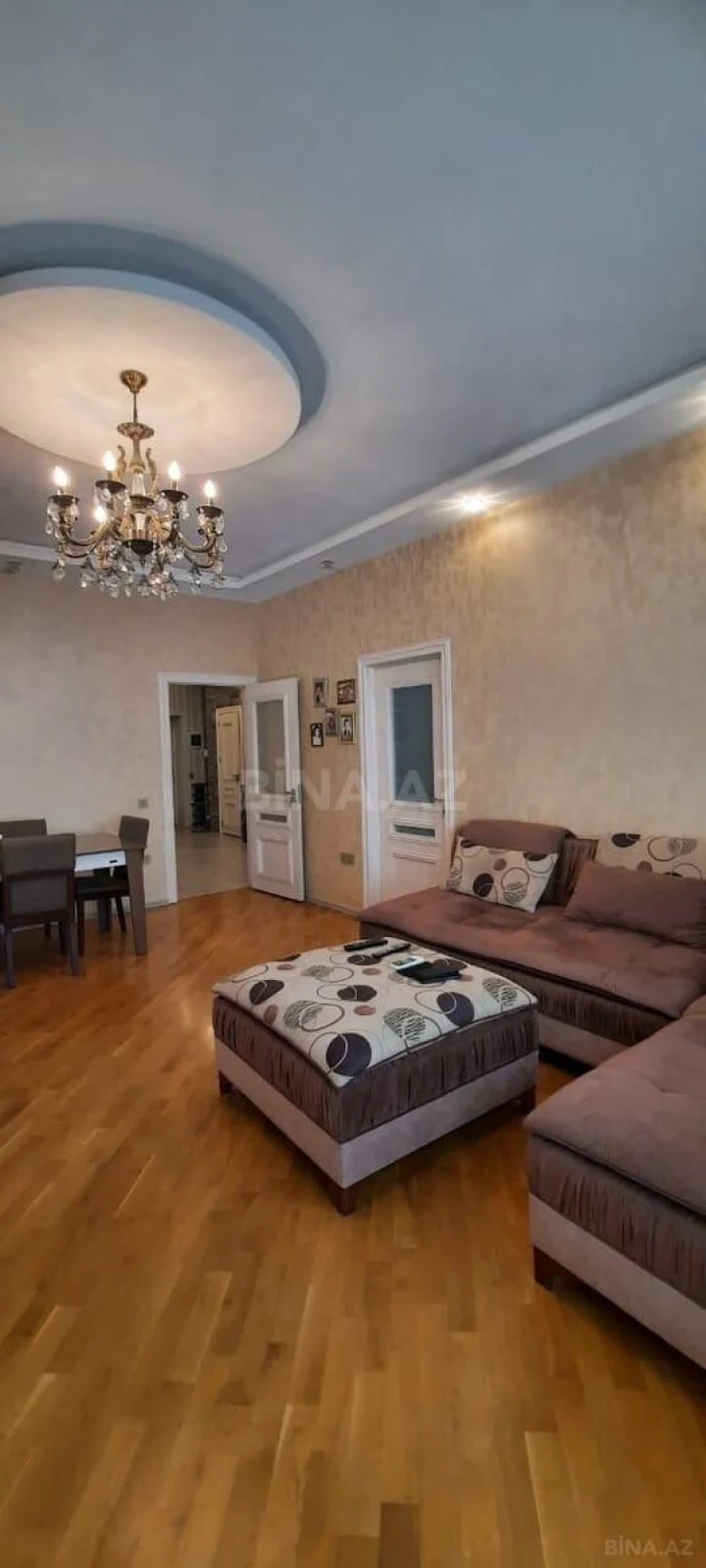 Satılır 3 otaqlı mənzil 100 m²