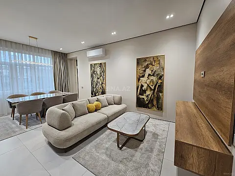 Satılır 3 otaqlı mənzil 108 m²