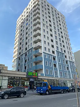 Satılır 2 otaqlı mənzil 105 m²
