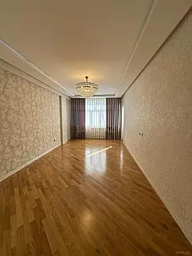 Satılır 3 otaqlı mənzil 102 m²