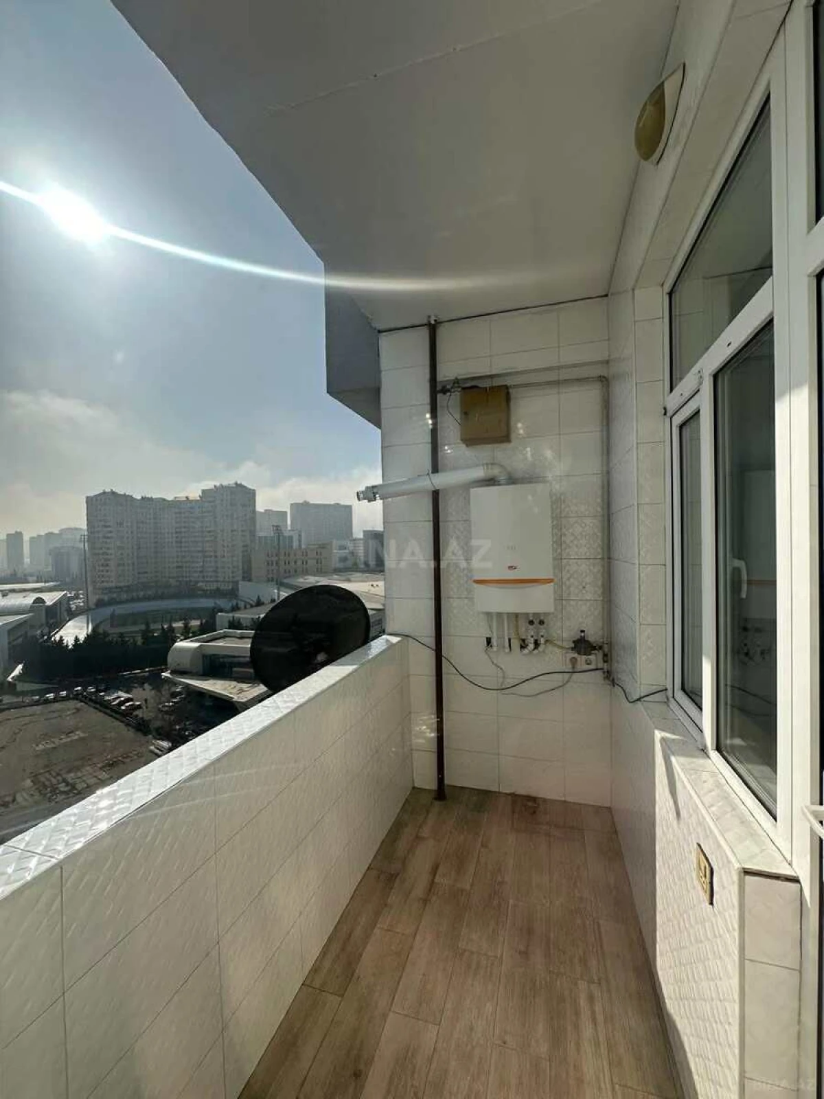 Satılır 3 otaqlı mənzil 102 m²