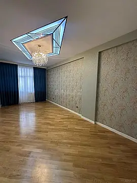 Satılır 3 otaqlı mənzil 102 m²