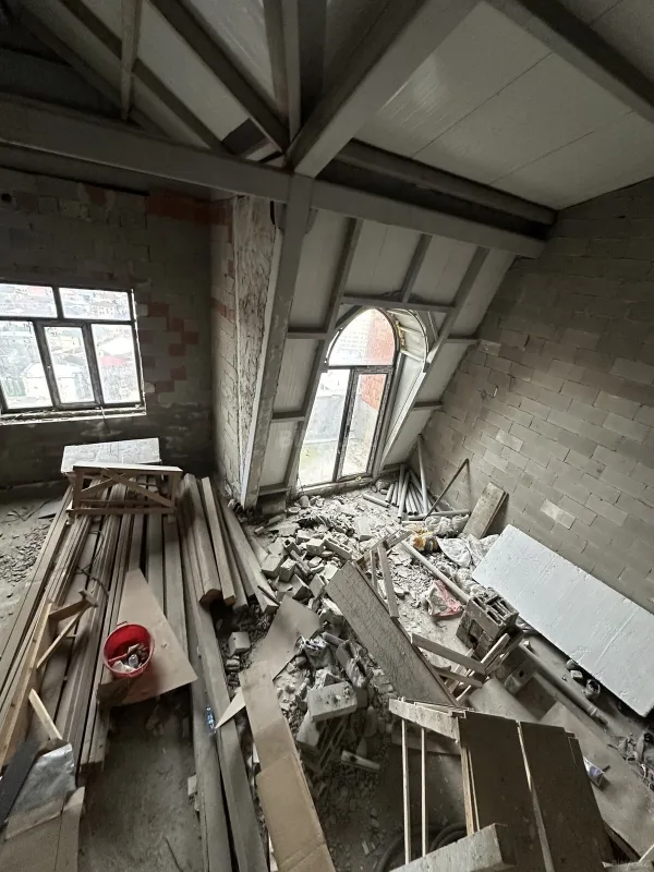 Satılır 2 otaqlı mənzil 87.5 m²