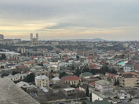 Satılır 2 otaqlı mənzil 87.5 m²