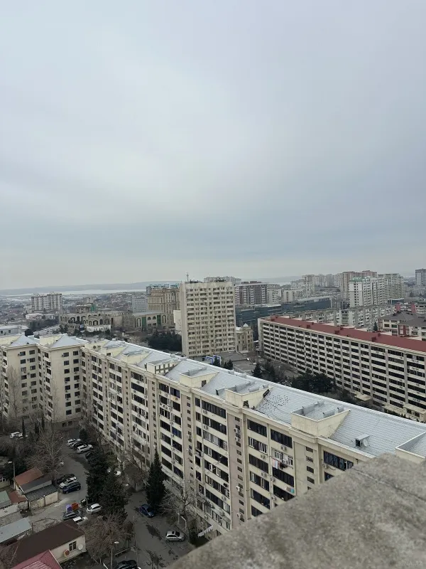 Satılır 2 otaqlı mənzil 87.5 m²