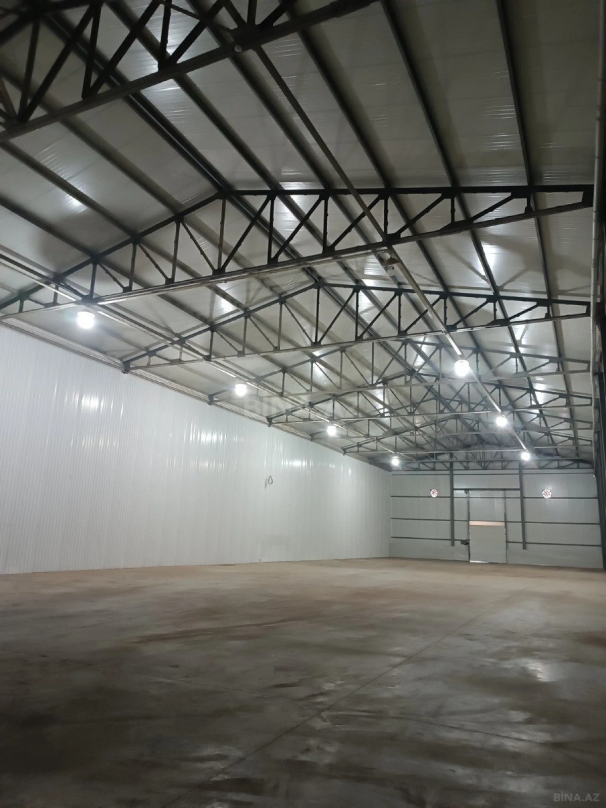 Kirayə verilir obyekt 450 m²