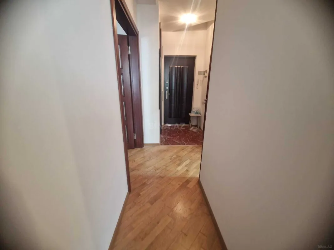 Satılır 2 otaqlı mənzil 58 m²