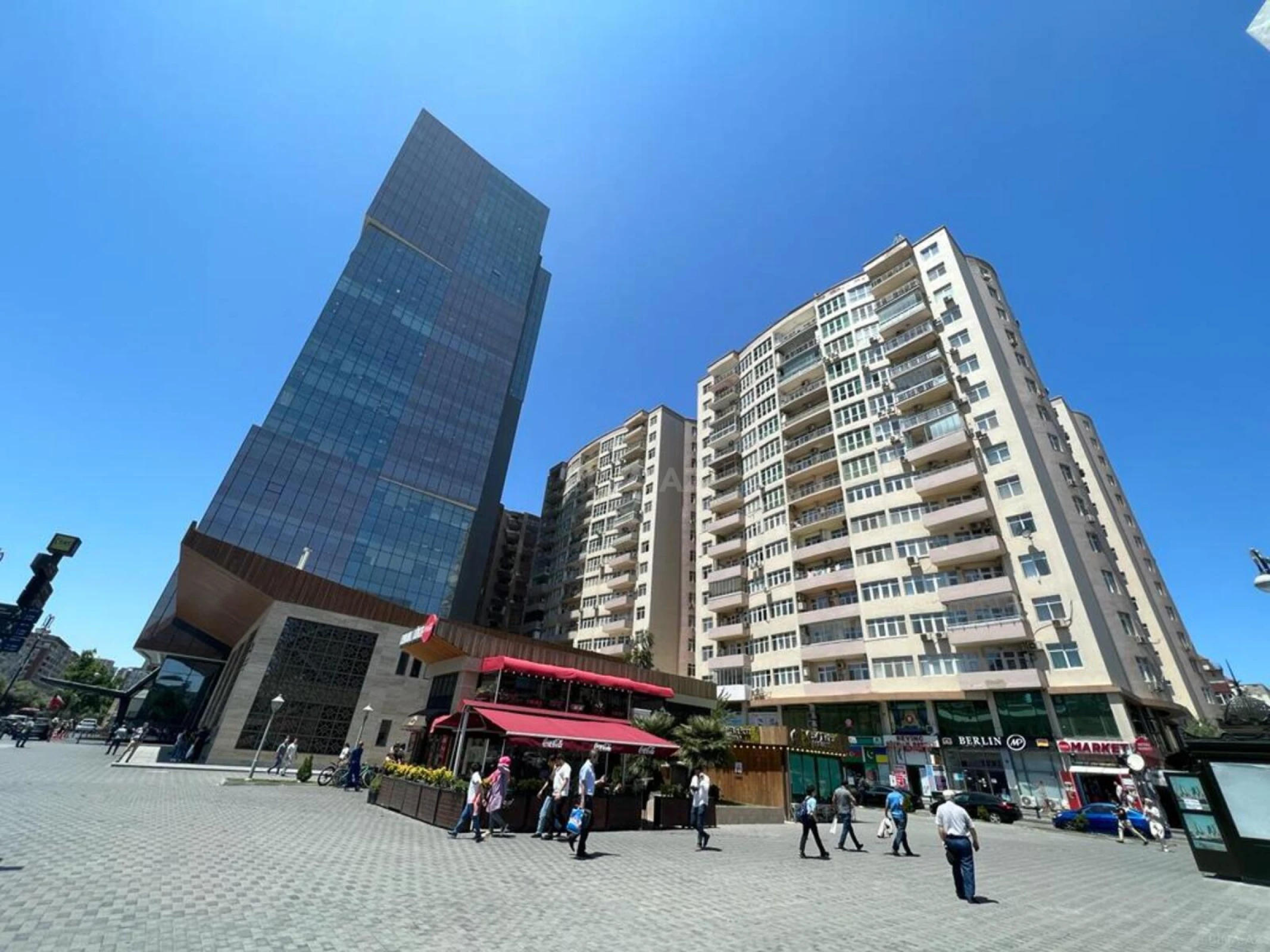 Satılır 2 otaqlı mənzil 58 m²