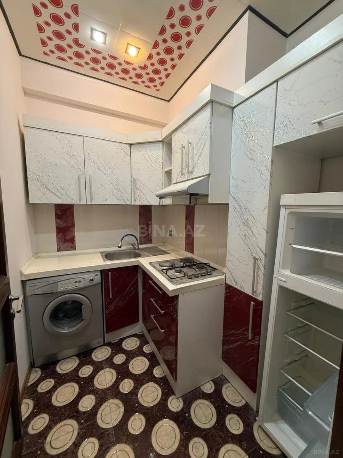 Satılır 2 otaqlı mənzil 58 m²