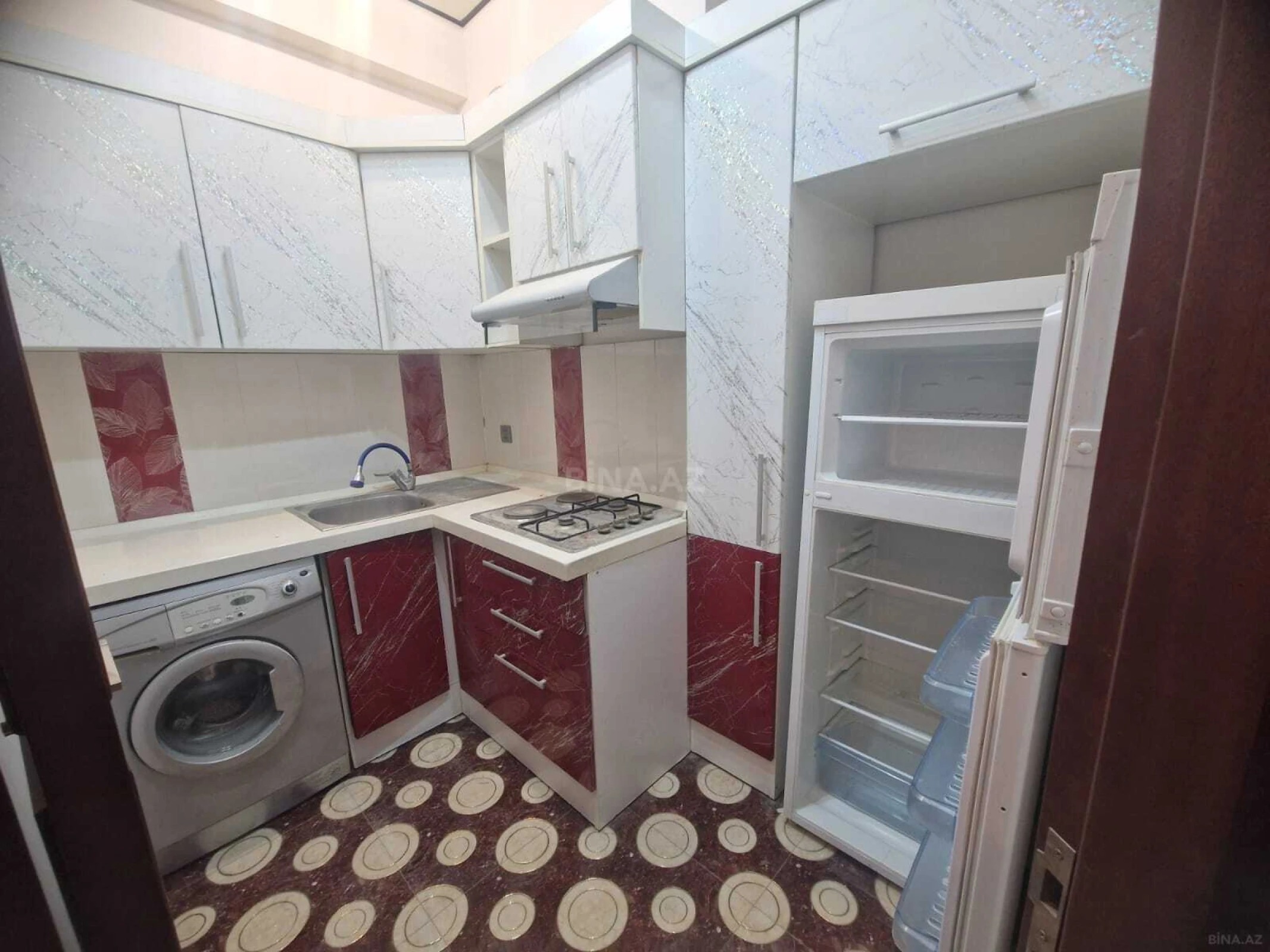 Satılır 2 otaqlı mənzil 58 m²