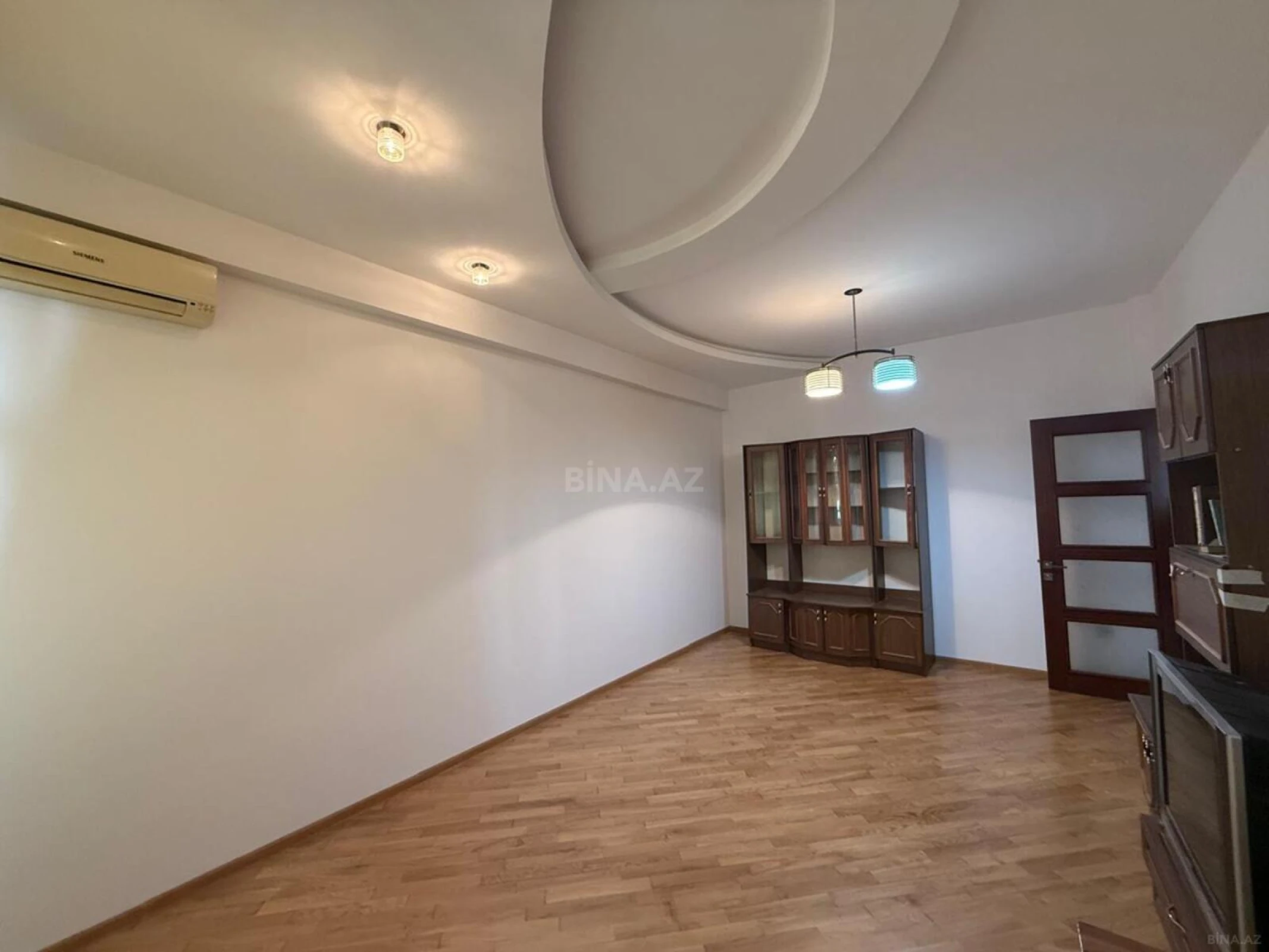 Satılır 2 otaqlı mənzil 58 m²