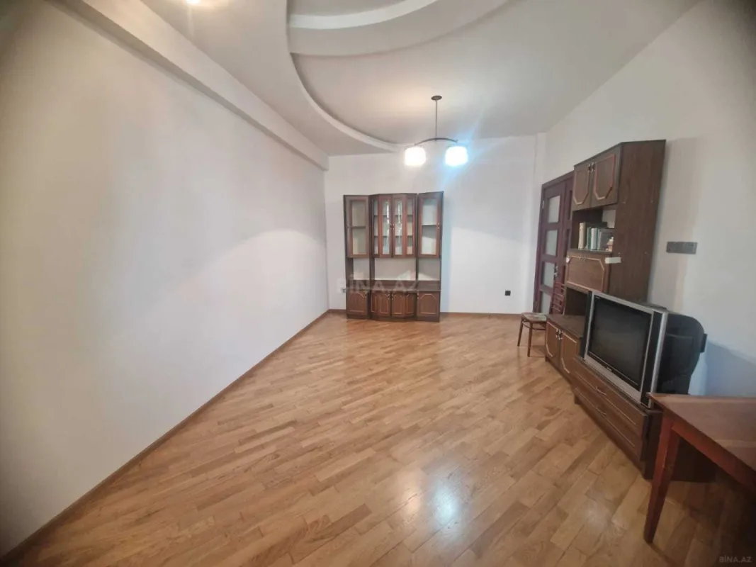 Satılır 2 otaqlı mənzil 58 m²