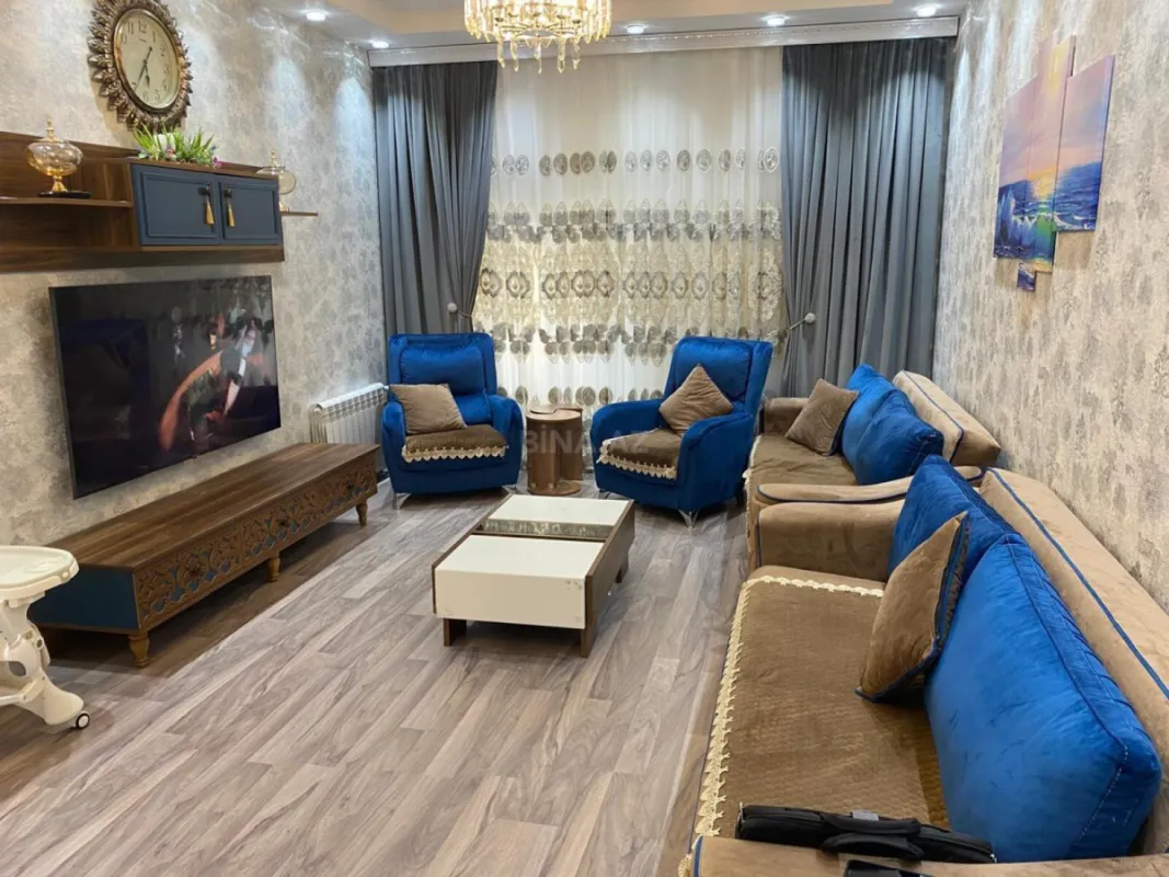 Satılır 3 otaqlı mənzil 148 m²