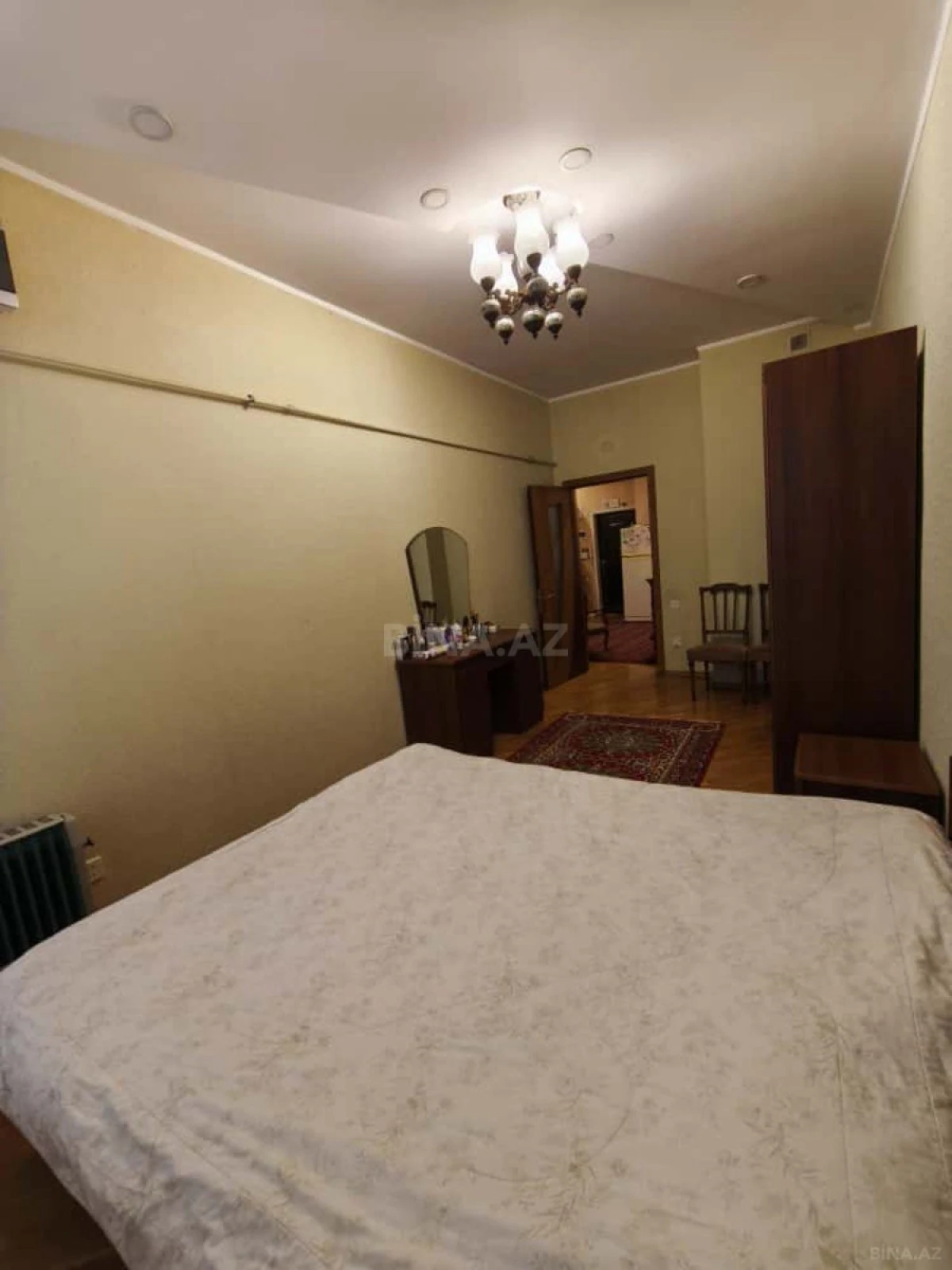 Satılır 2 otaqlı mənzil 68 m²