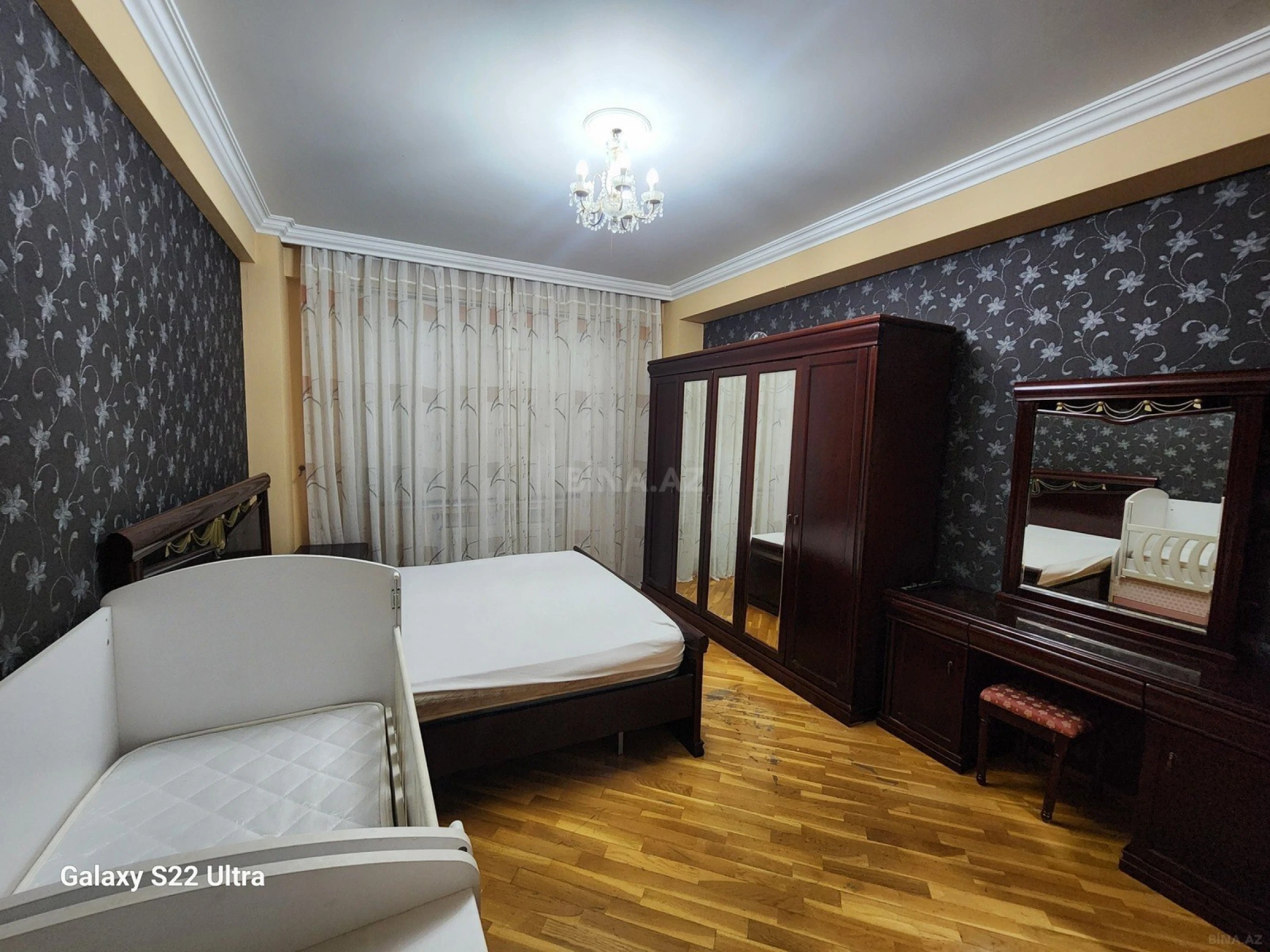 Kirayə verilir 2 otaqlı mənzil 91 m²