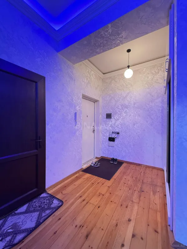 Satılır 2 otaqlı mənzil 85 m²