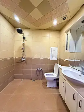 Satılır 2 otaqlı mənzil 85 m²