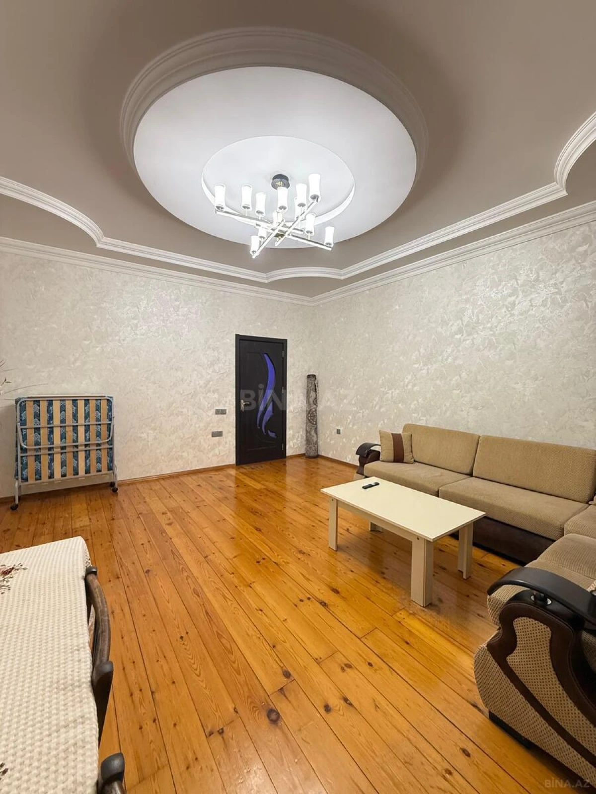 Satılır 2 otaqlı mənzil 85 m²