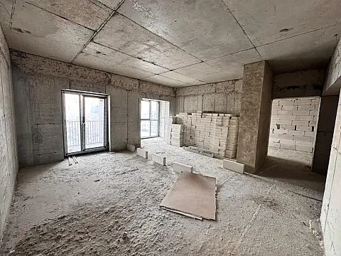 Satılır 2 otaqlı mənzil 90.5 m²