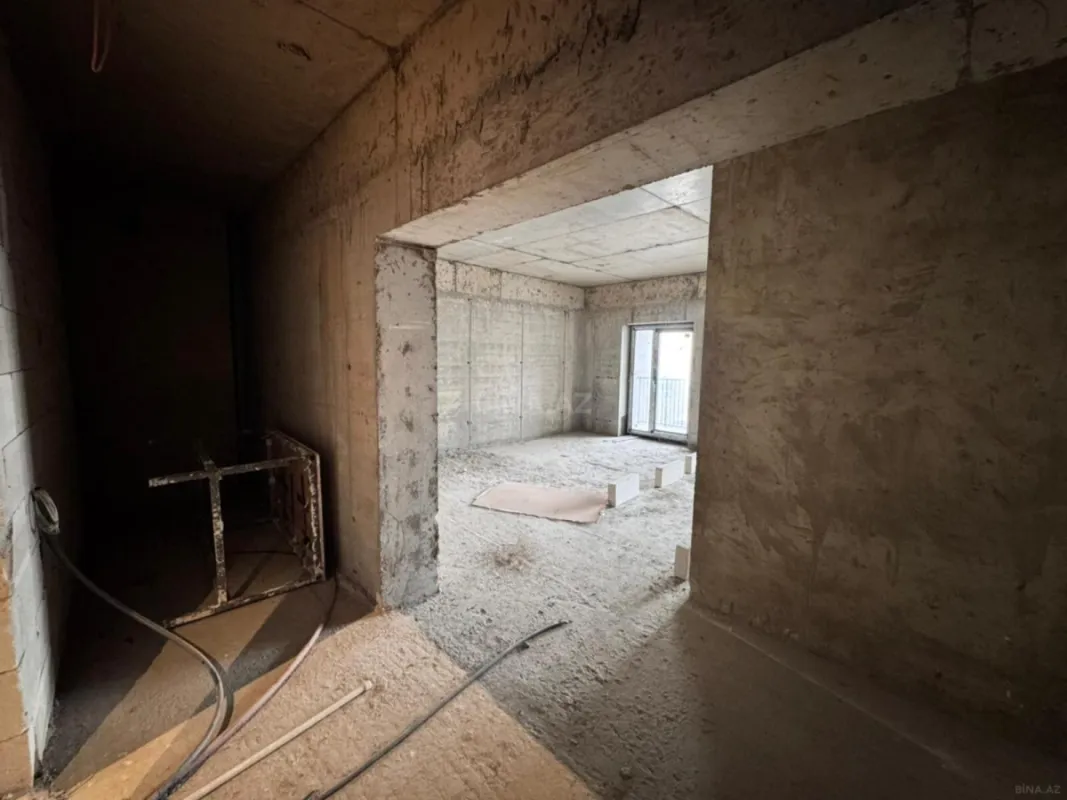 Satılır 2 otaqlı mənzil 90.5 m²