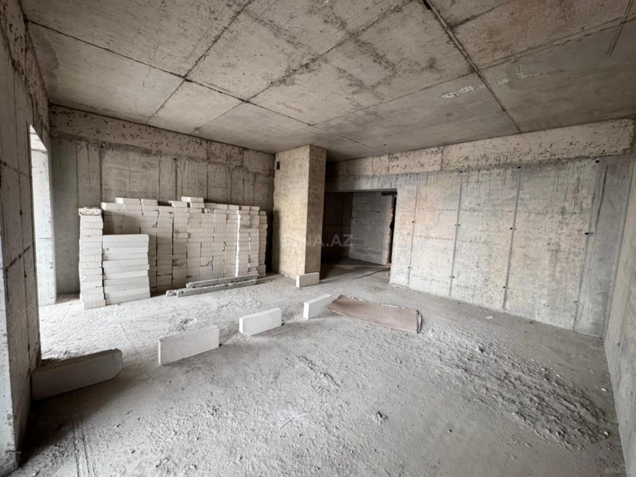 Satılır 2 otaqlı mənzil 90.5 m²