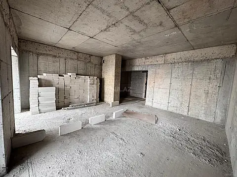 Satılır 2 otaqlı mənzil 90.5 m²