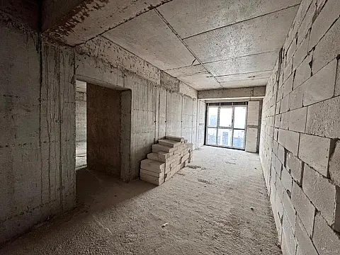 Satılır 2 otaqlı mənzil 90.5 m²