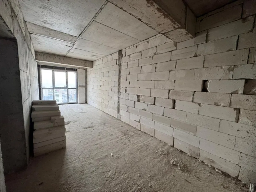 Satılır 2 otaqlı mənzil 90.5 m²