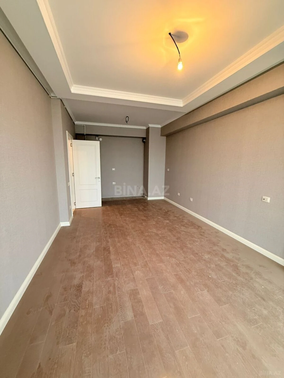 Satılır 2 otaqlı mənzil 49 m²
