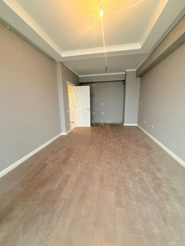 Satılır 2 otaqlı mənzil 49 m²