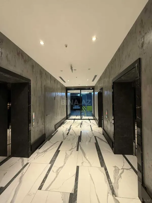 Satılır 3 otaqlı mənzil 163 m²