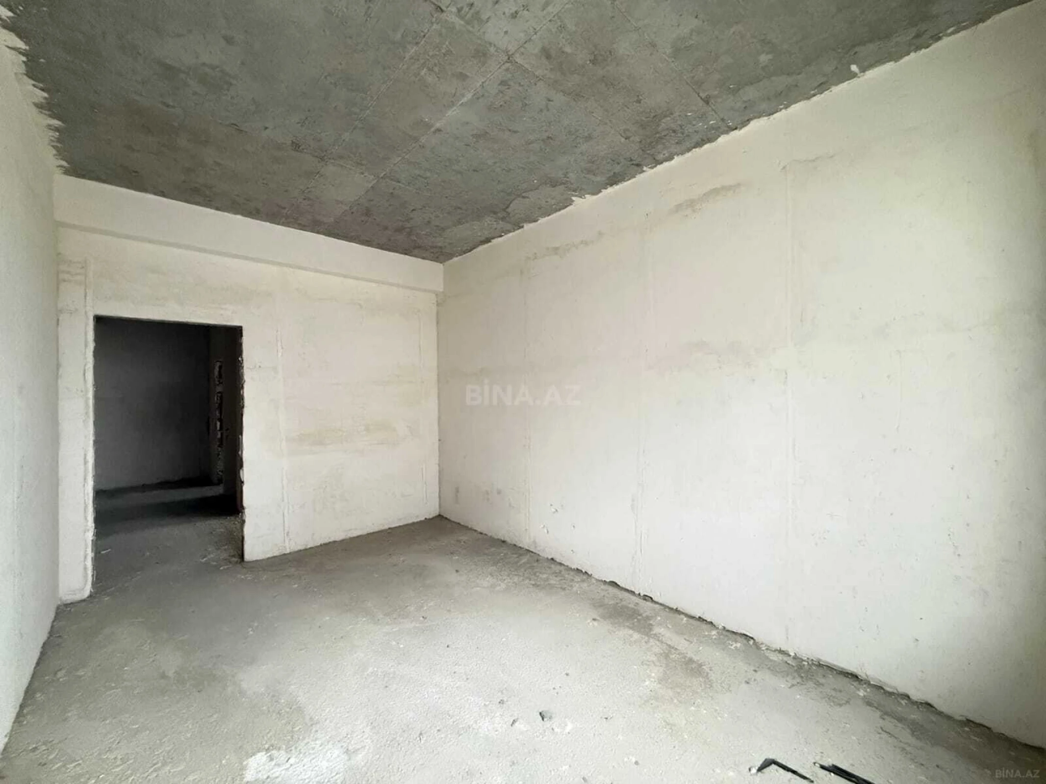 Satılır 3 otaqlı mənzil 163 m²