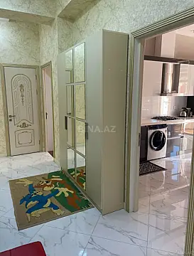 Kirayə verilir 2 otaqlı mənzil 90 m²