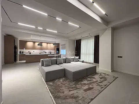 Kirayə verilir 4 otaqlı mənzil 232 m²