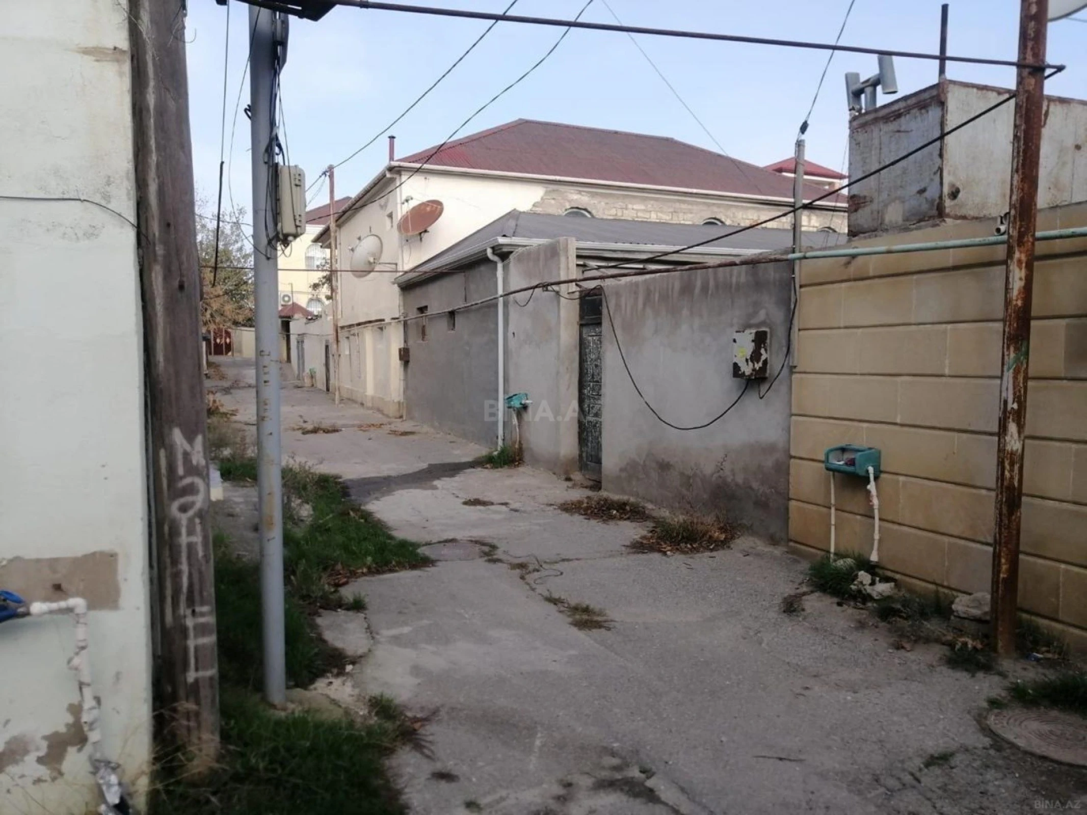 Satılır 4 otaqlı həyət evi 100 m²