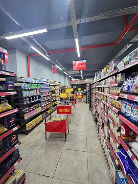 Satılır obyekt 900 m²