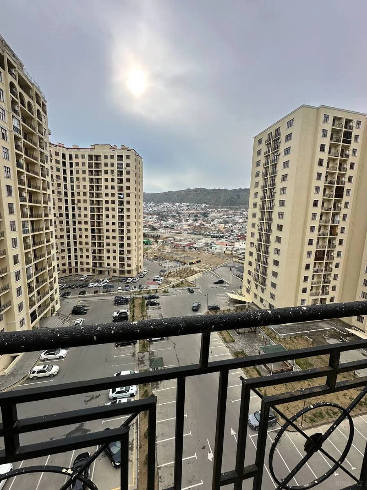 Satılır 2 otaqlı mənzil 102.5 m²