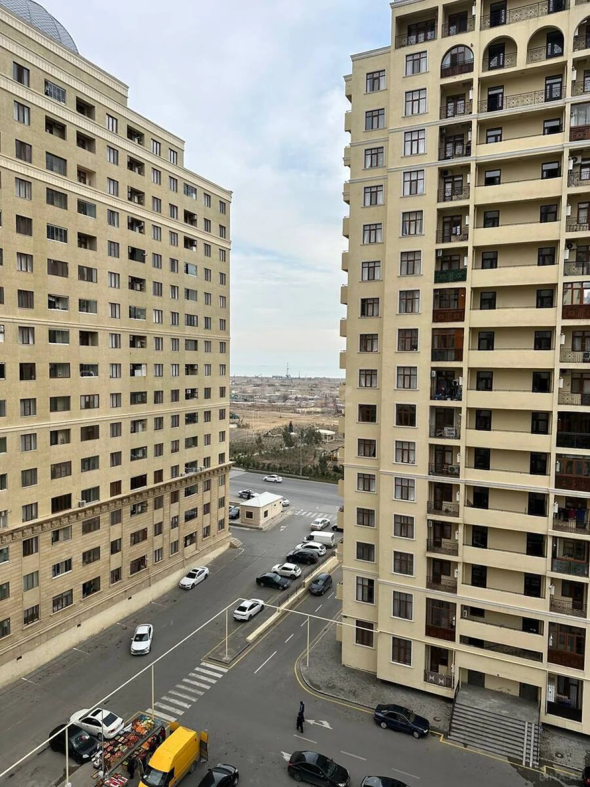 Satılır 2 otaqlı mənzil 102.5 m²