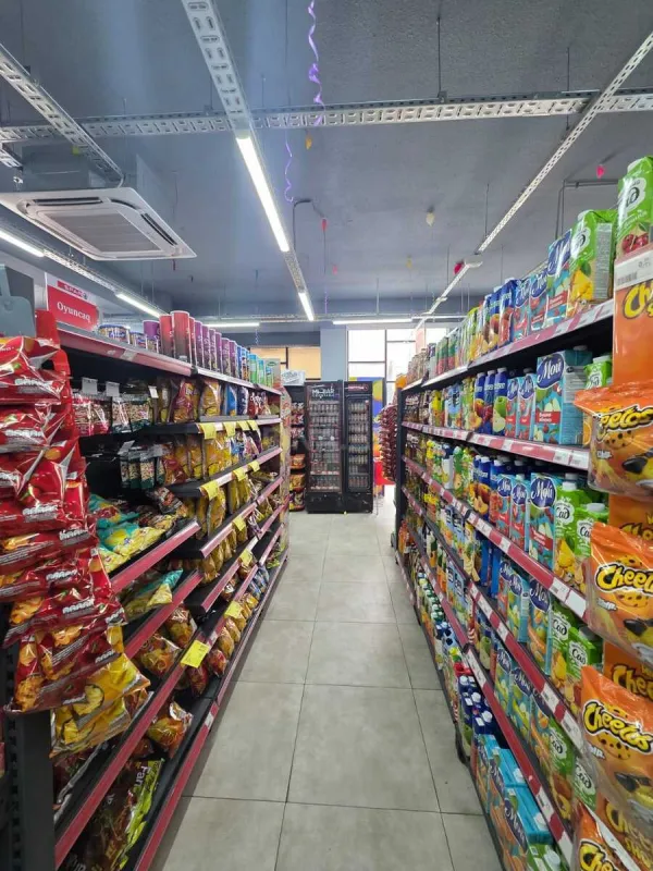 Satılır obyekt 700 m²