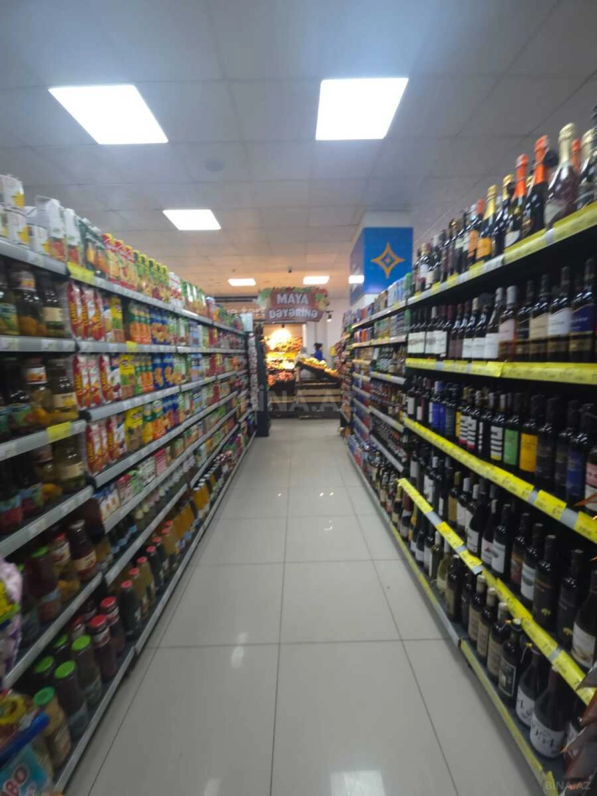 Satılır obyekt 700 m²