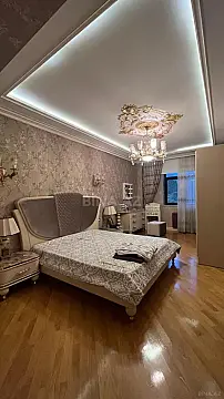 Kirayə verilir 3 otaqlı mənzil 170 m²