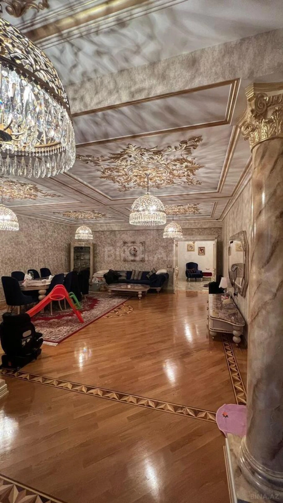 Kirayə verilir 3 otaqlı mənzil 170 m²