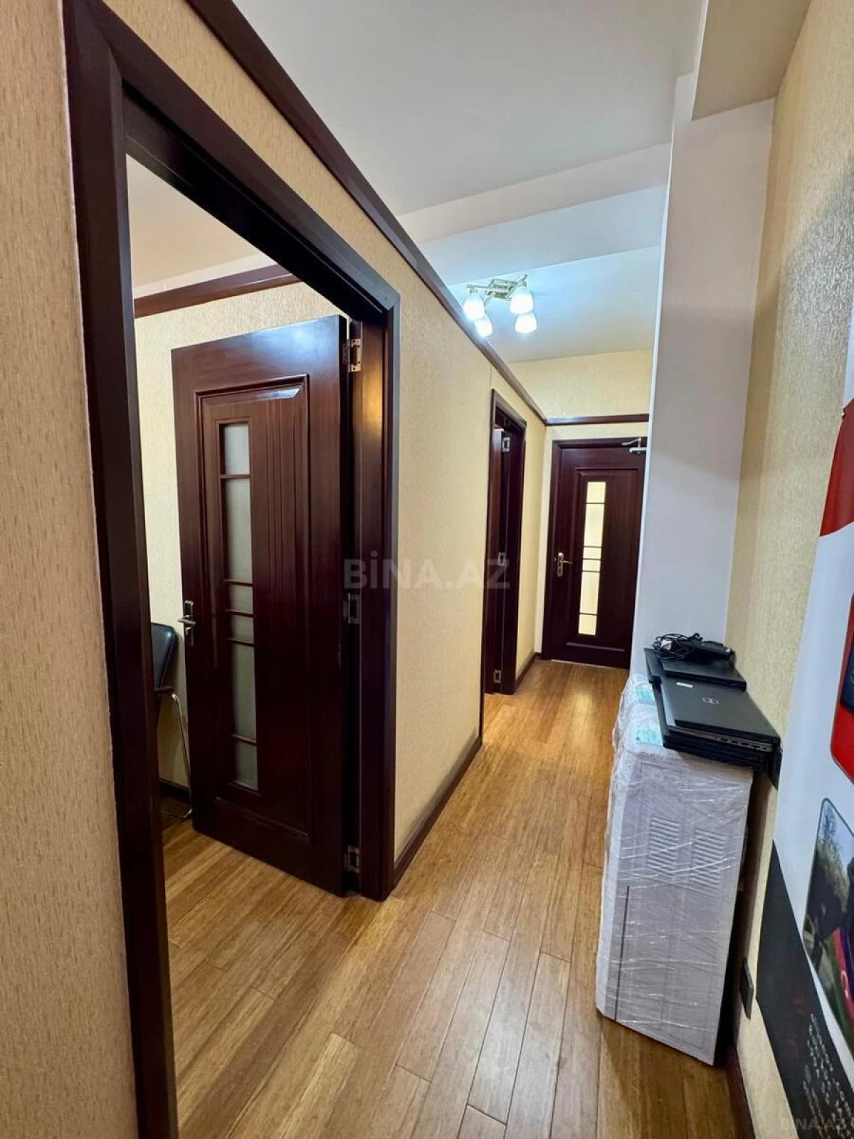 Kirayə verilir 3 otaqlı ofis 62 m²