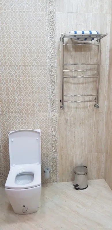Satılır 3 otaqlı mənzil 170 m²