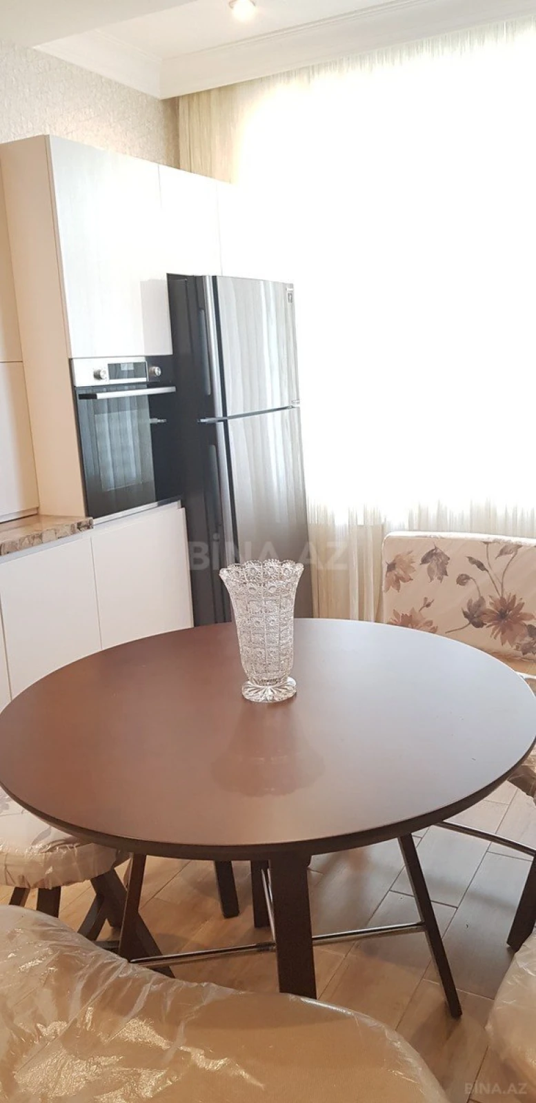Satılır 3 otaqlı mənzil 170 m²