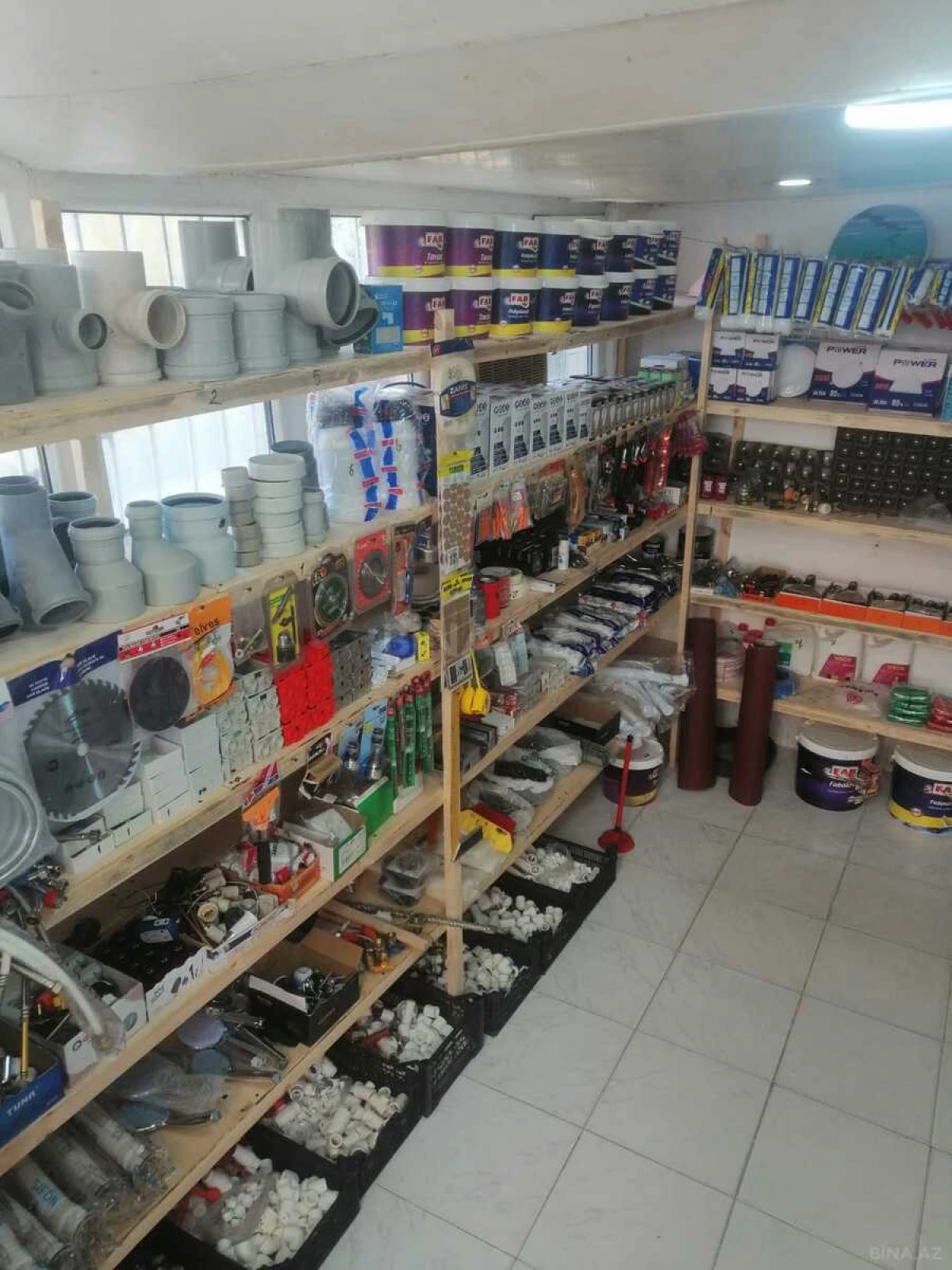 Satılır obyekt 70 m²