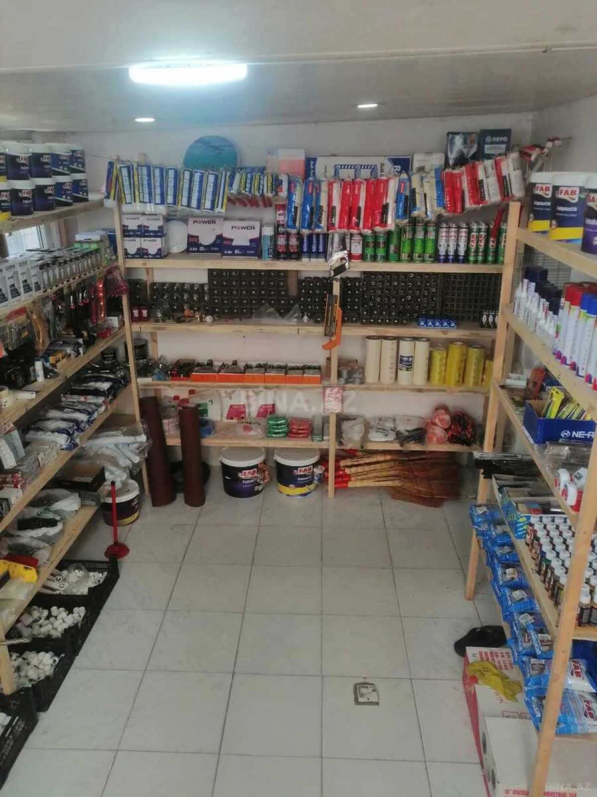 Satılır obyekt 70 m²