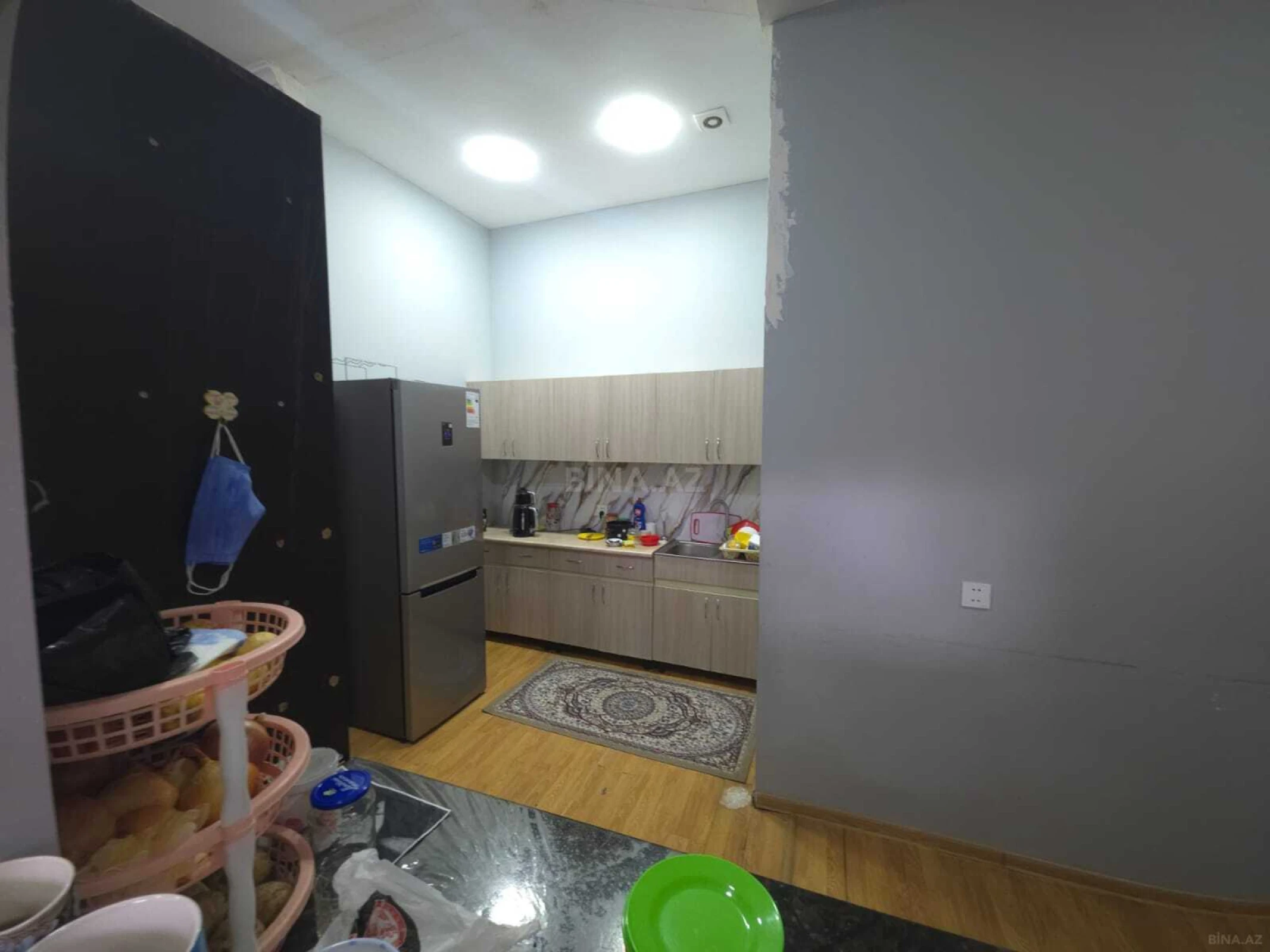 Satılır obyekt 650 m²